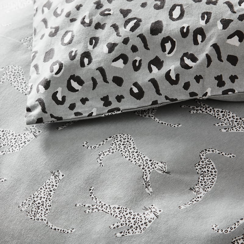 Novelty Printed Grey Cheetah Flannelette Quilt Cover Set