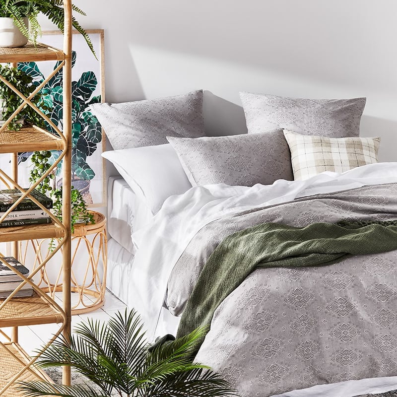 Noida Vapour Quilt Cover