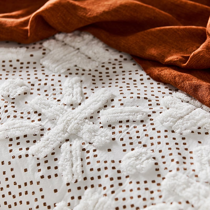 Alira Natural Chenille Quilt Cover