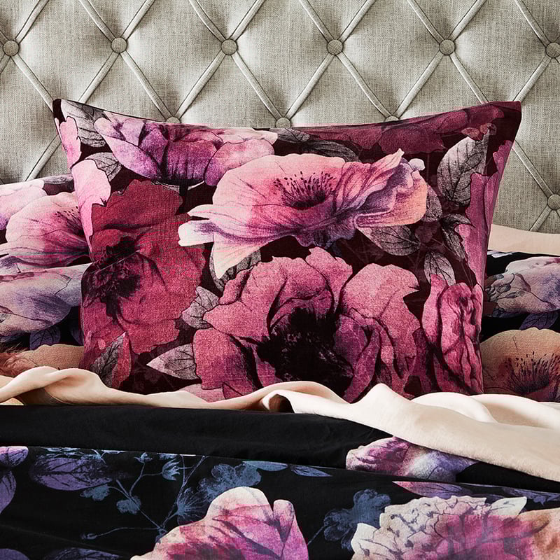 Dark Rose Night Quilt Cover Set