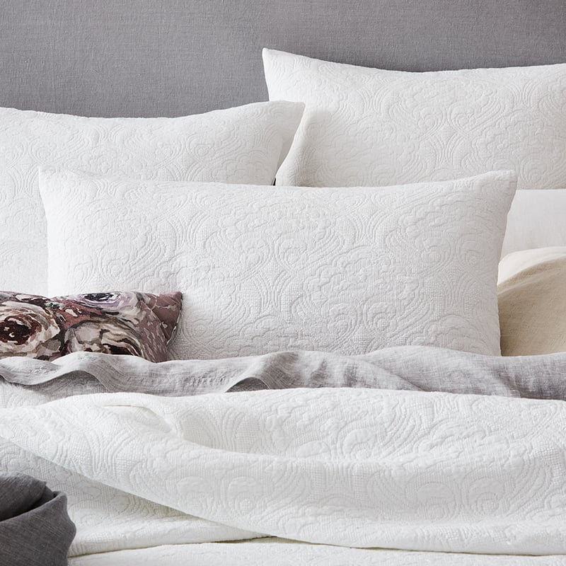 European Collection Sintra Snow Quilt Cover