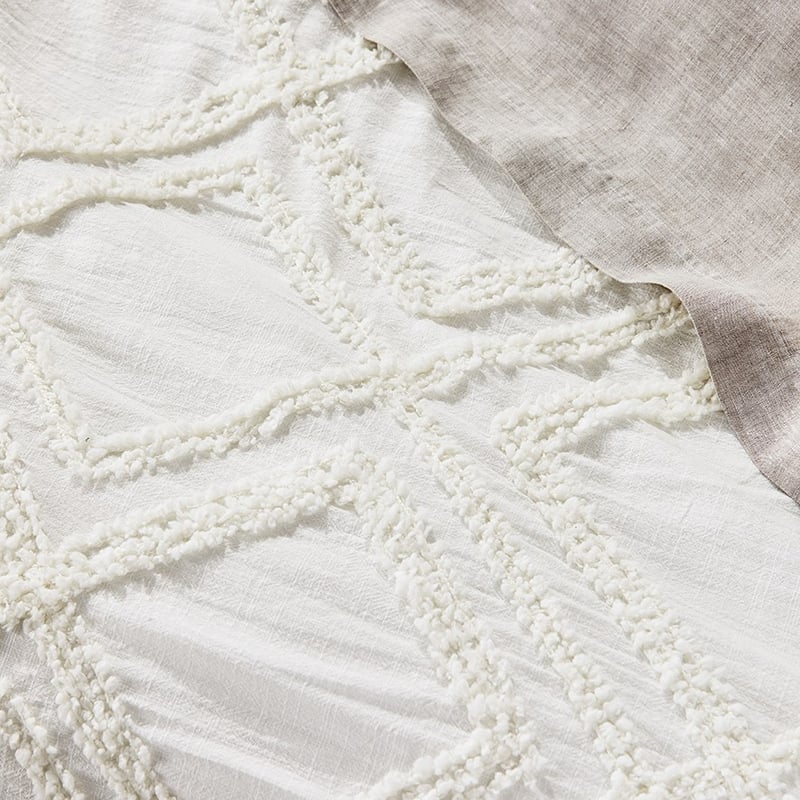 Bonnie Natural Chenille Quilt Cover 