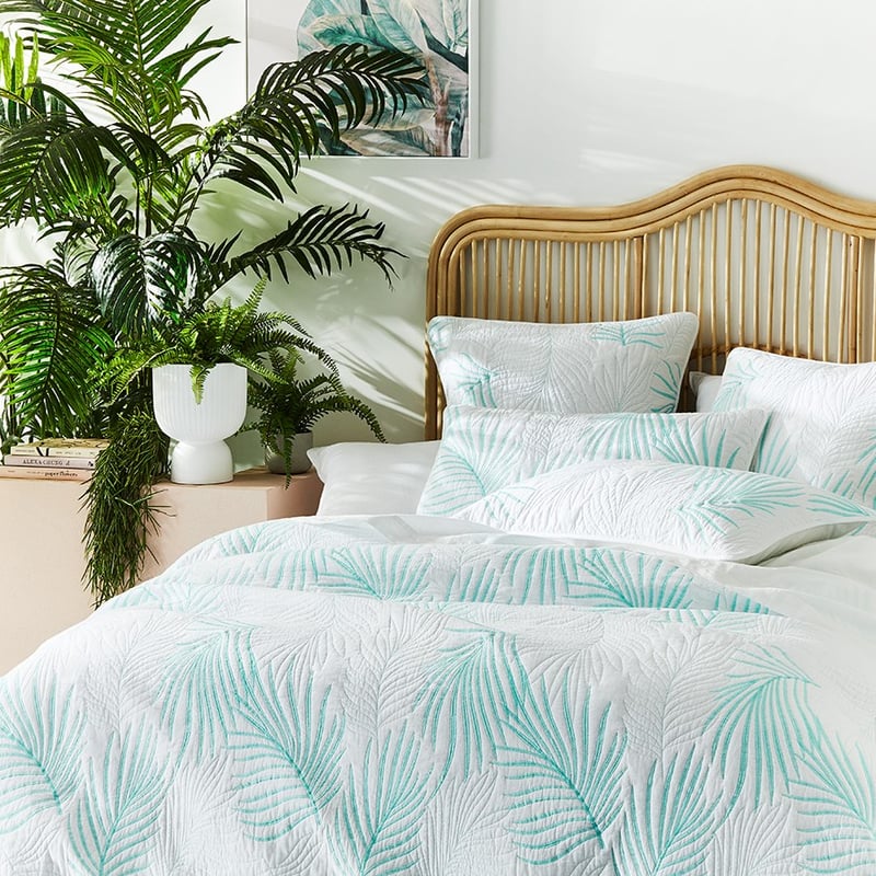 Coco Palm Leaf Quilted Quilt Cover