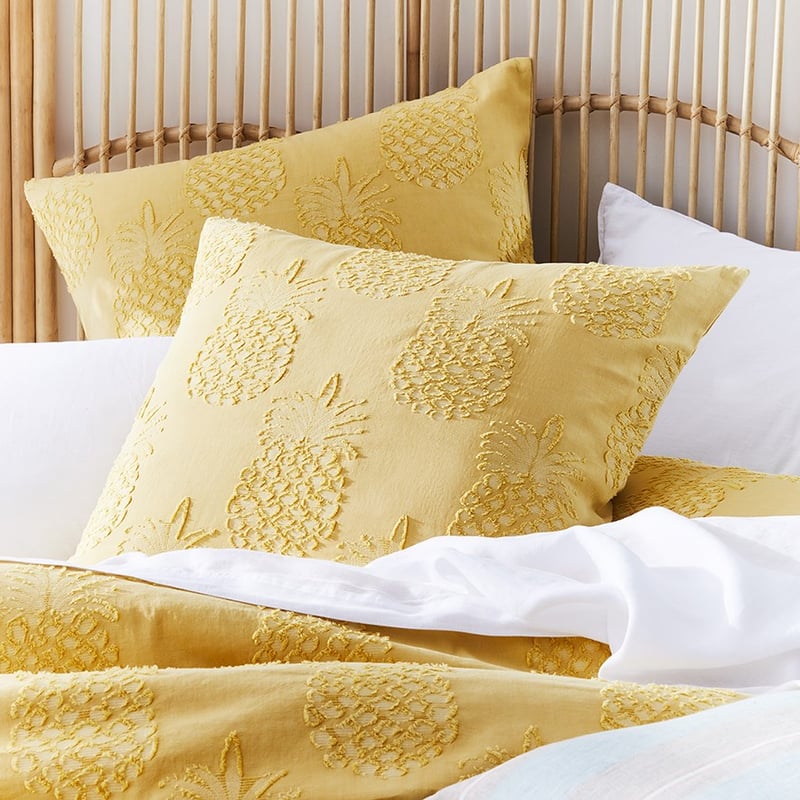 Parrita Pineapple Quilt Cover Set