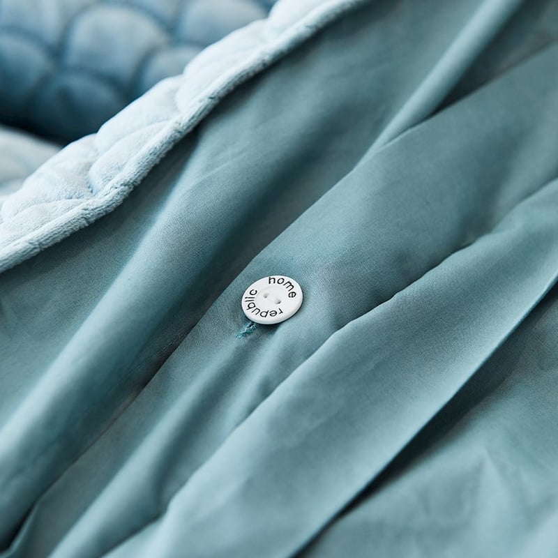 Waves Mineral Quilted Velvet Quilt Cover 