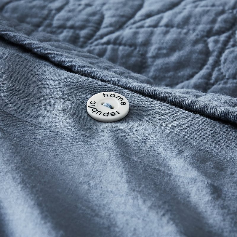 Daisy Quilted Dusty Blue Quilt Cover