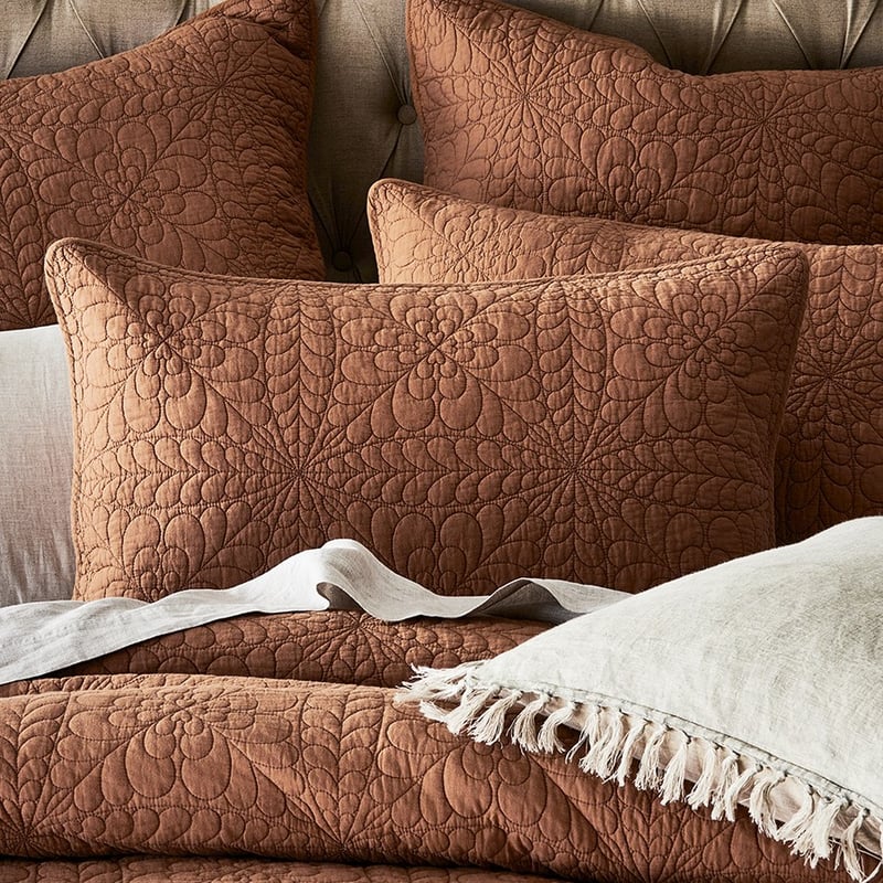 Daisy Quilted Earth Coverlet