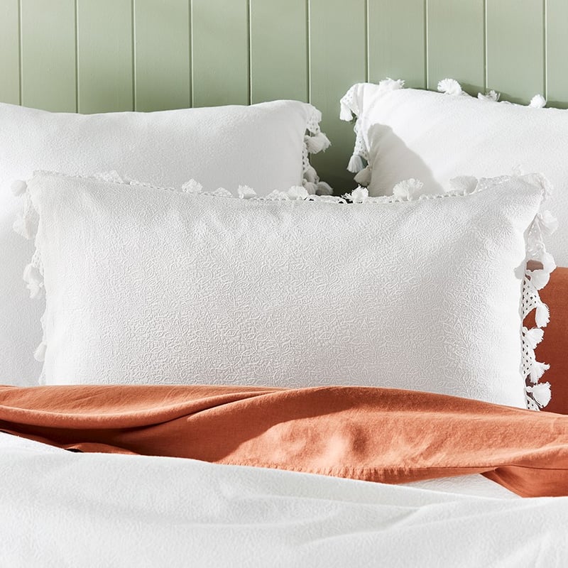 Farrow Tassel Creme Quilt Cover
