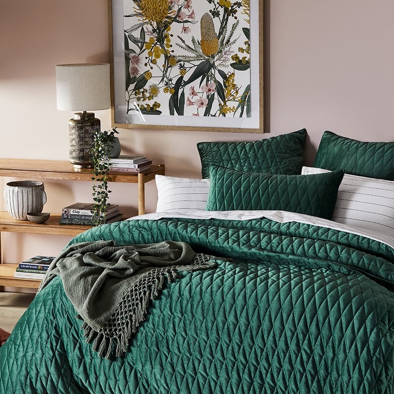 May Dark Olive Quilted Velvet Quilt Cover