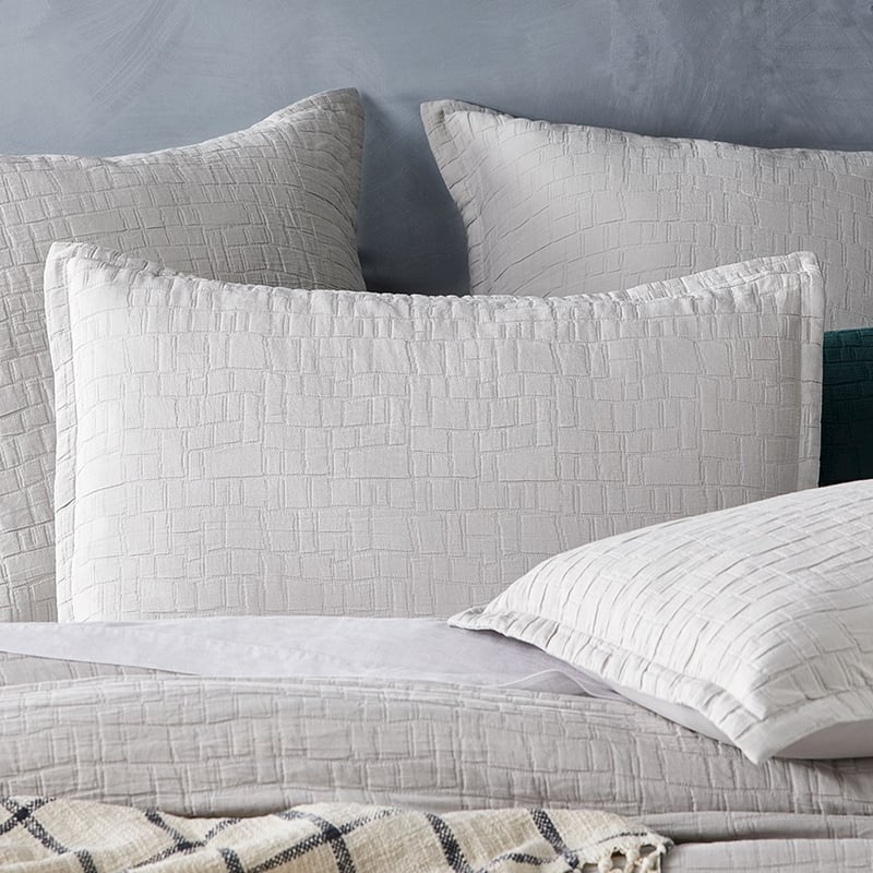 Mila Matelasse Silver Quilt Cover
