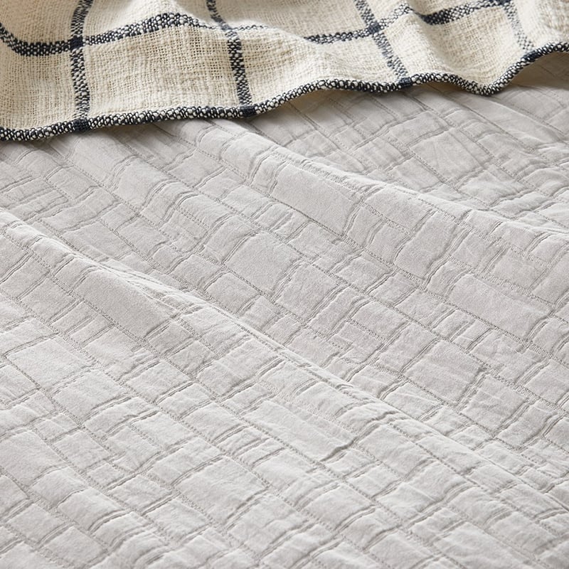 Mila Matelasse Silver Quilt Cover