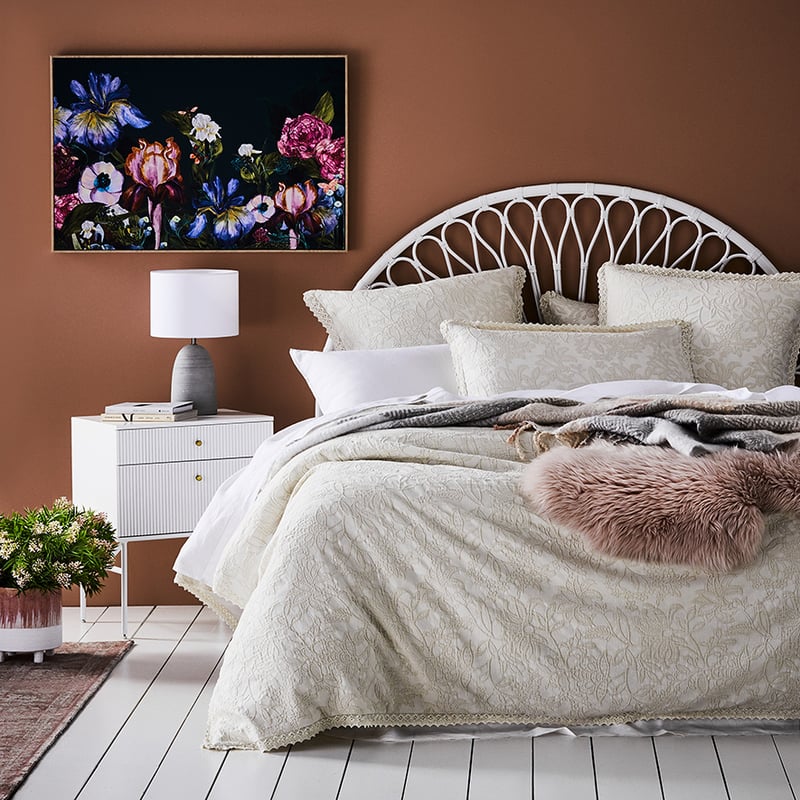 Giselle Matelasse Ivory Quilt Cover