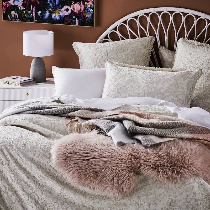 Giselle Matelasse Ivory Quilt Cover