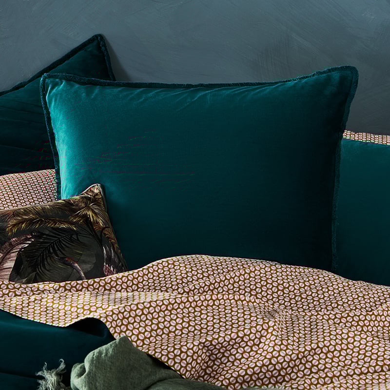 Columbia Fringe Velvet Peacock Quilt Cover