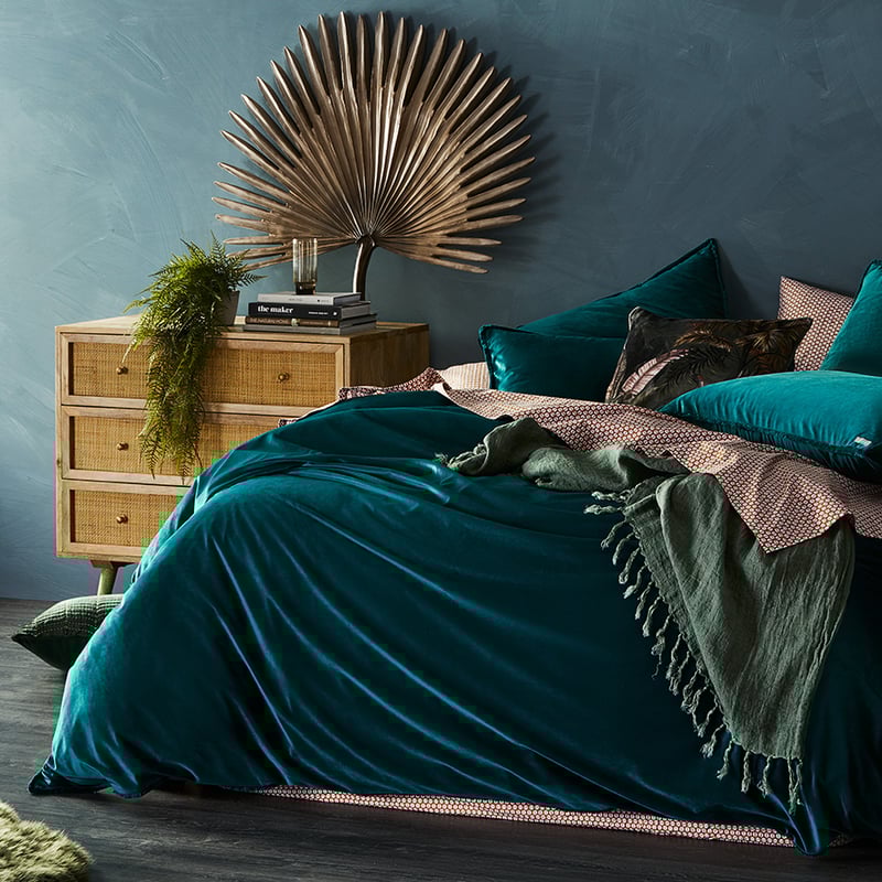 Columbia Fringe Velvet Peacock Quilt Cover