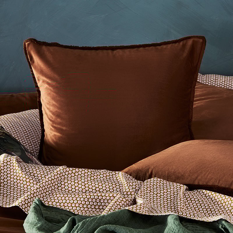 Columbia Fringe Velvet Port Quilt Cover