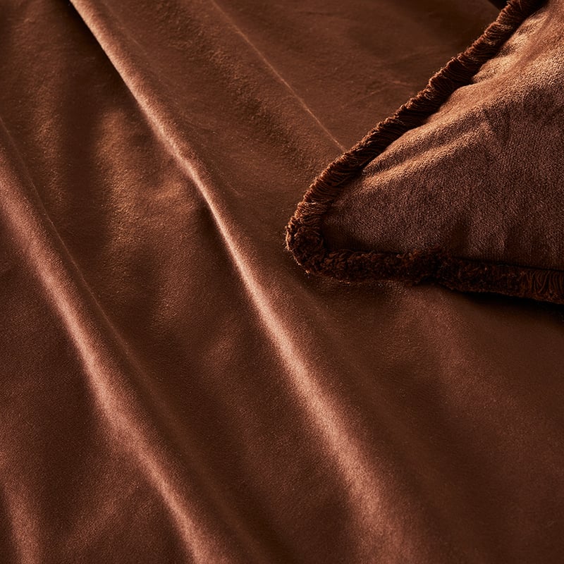 Columbia Fringe Velvet Port Quilt Cover