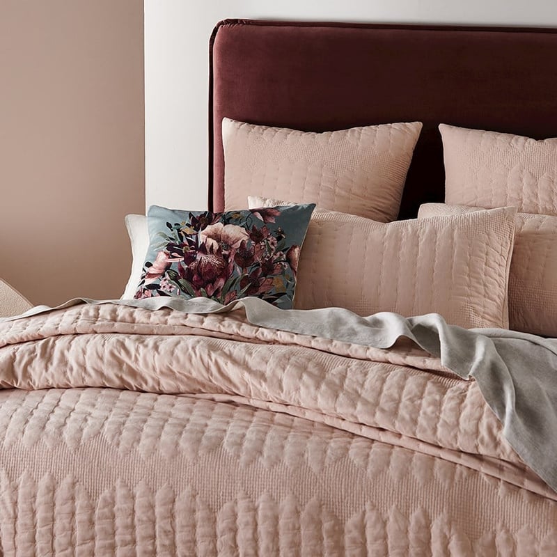 Tamara Rose Dust Quilted Quilt Cover