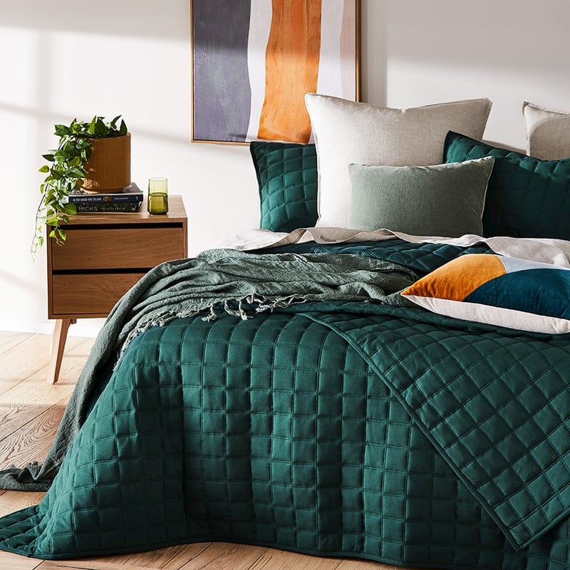 Murphy Quilted Jersey Bottle Green Coverlet
