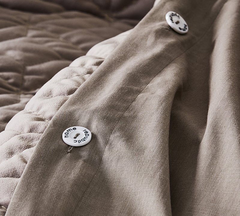 Denver Quilted Velvet Mist Quilt Cover