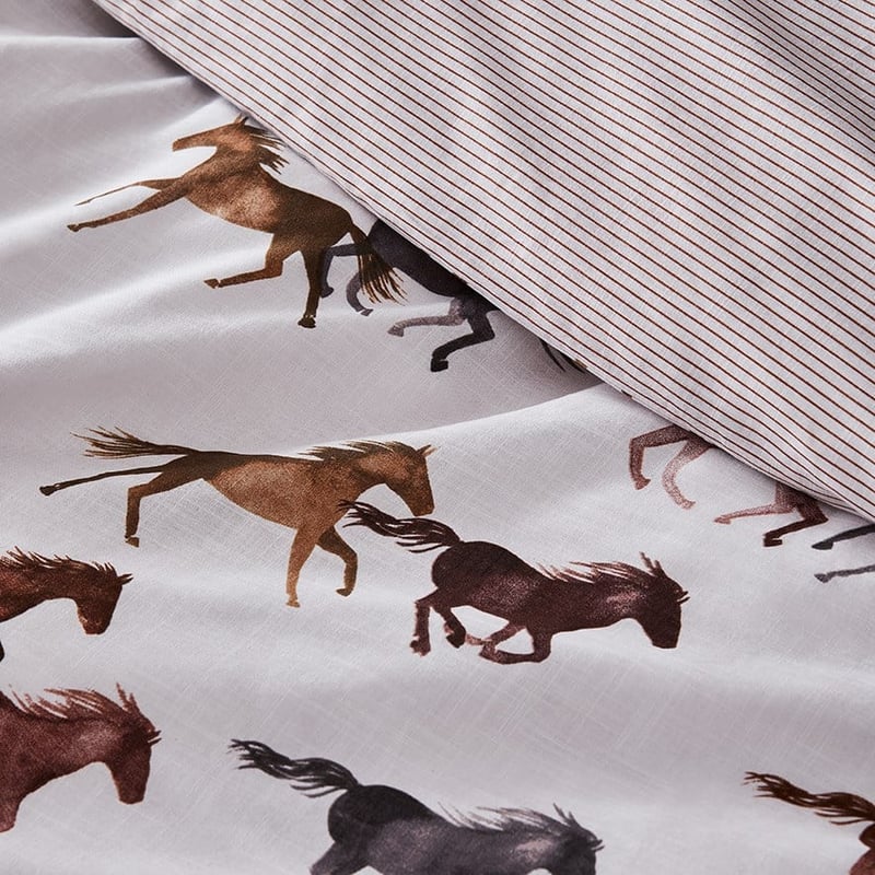 Filly Earth Quilt Cover Set