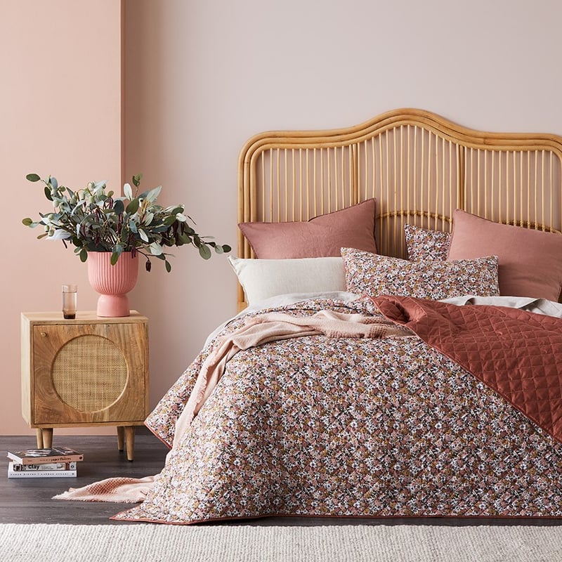 Retro Floral Coverlet
