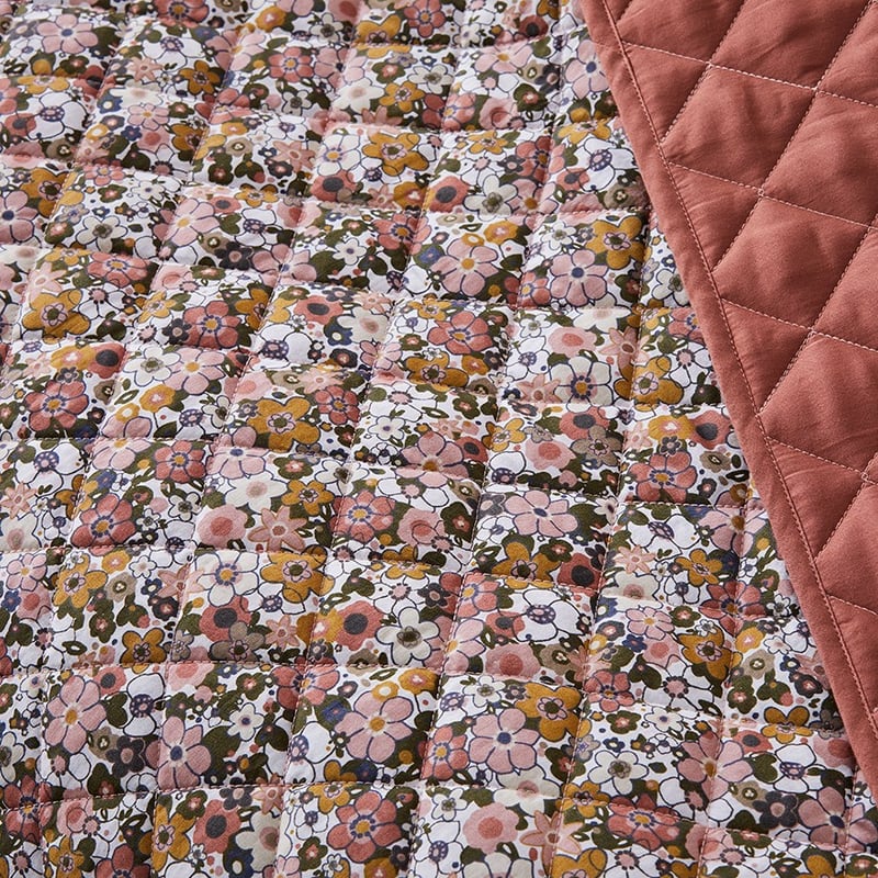 Retro Floral Coverlet