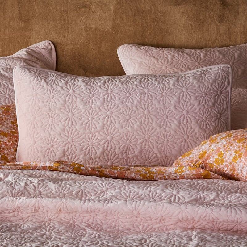 Evie Velvet Quilted Pink Quilt Cover