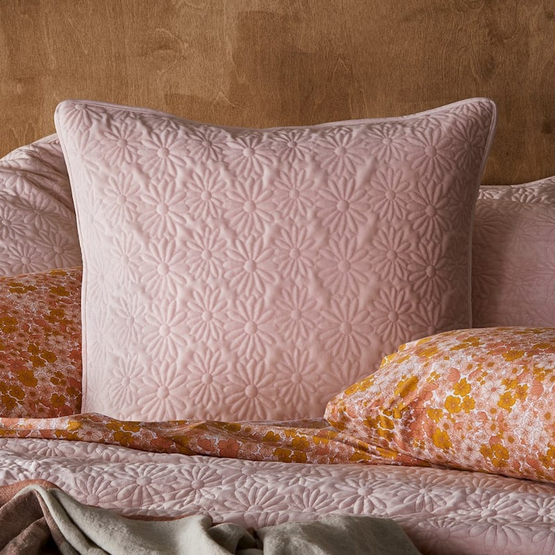 Evie Velvet Quilted Pink Quilt Cover