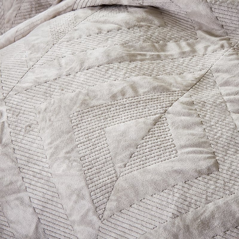 Electra Velvet Quilted Sand Quilt Cover