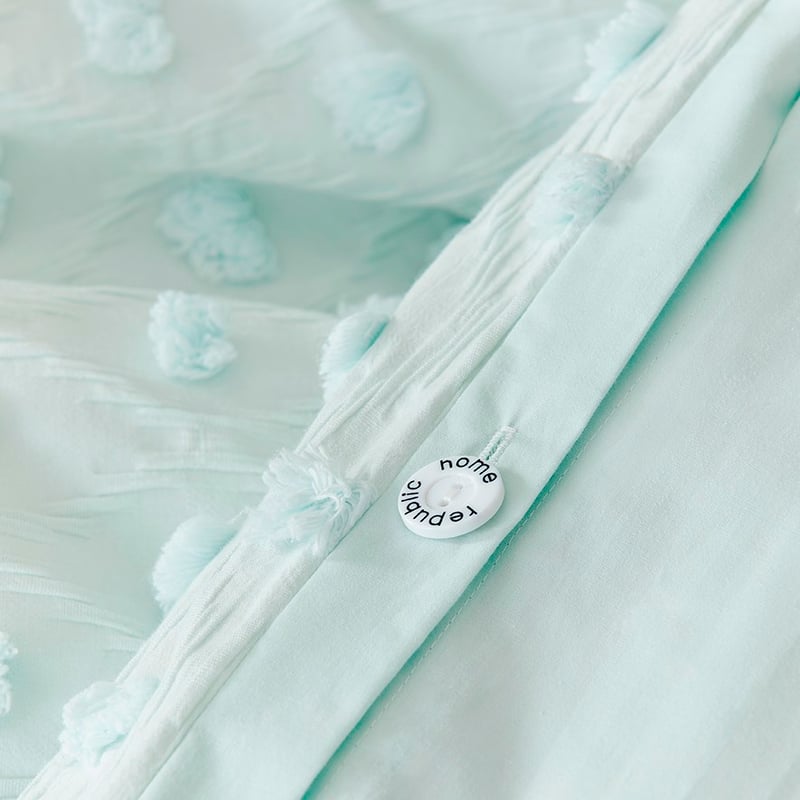 Demi Tufted Cool Blue Quilt Cover 