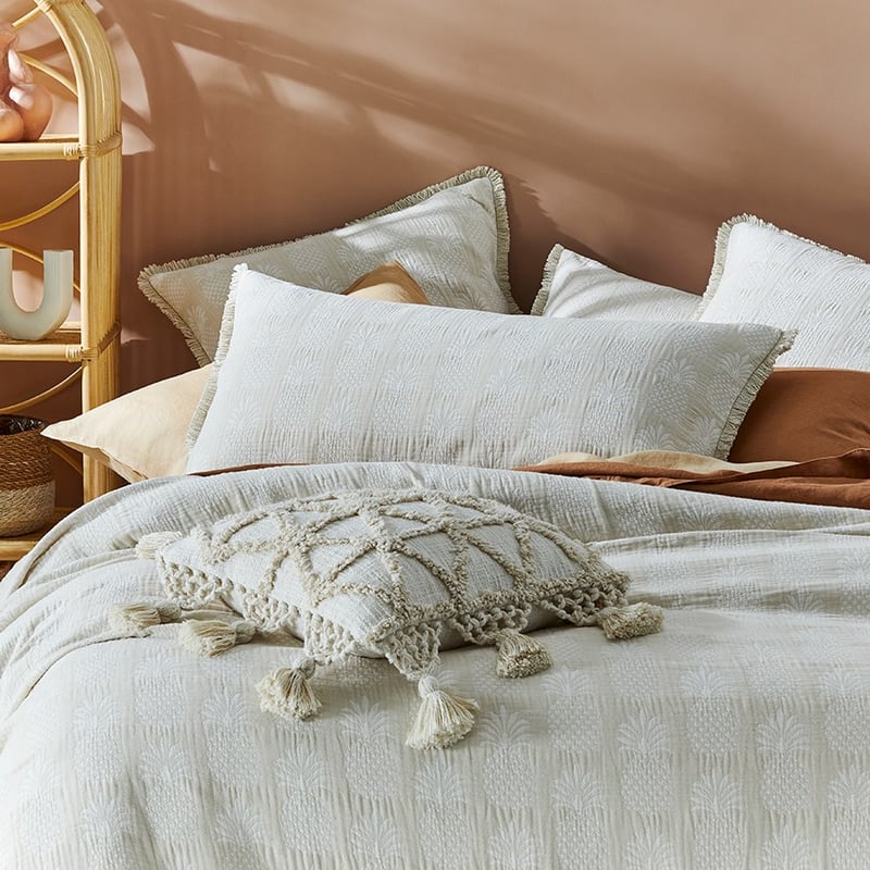 Pineapple Jacquard Natural Quilt Cover