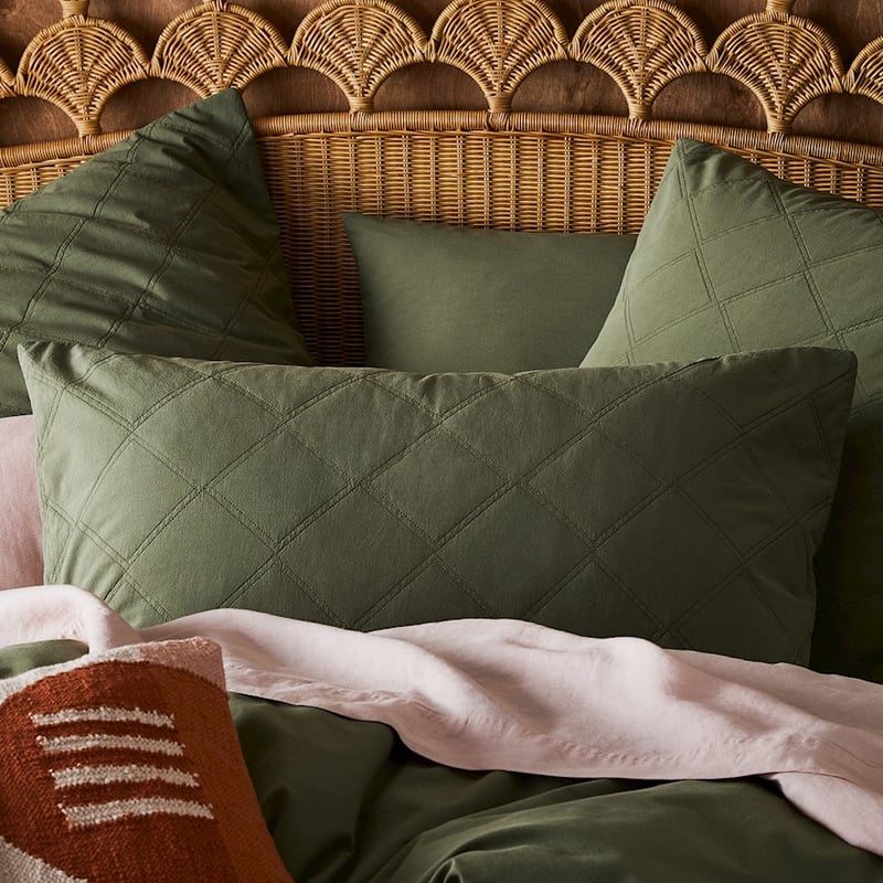 Stonewashed Cotton Bay Leaf Quilted Coverlet