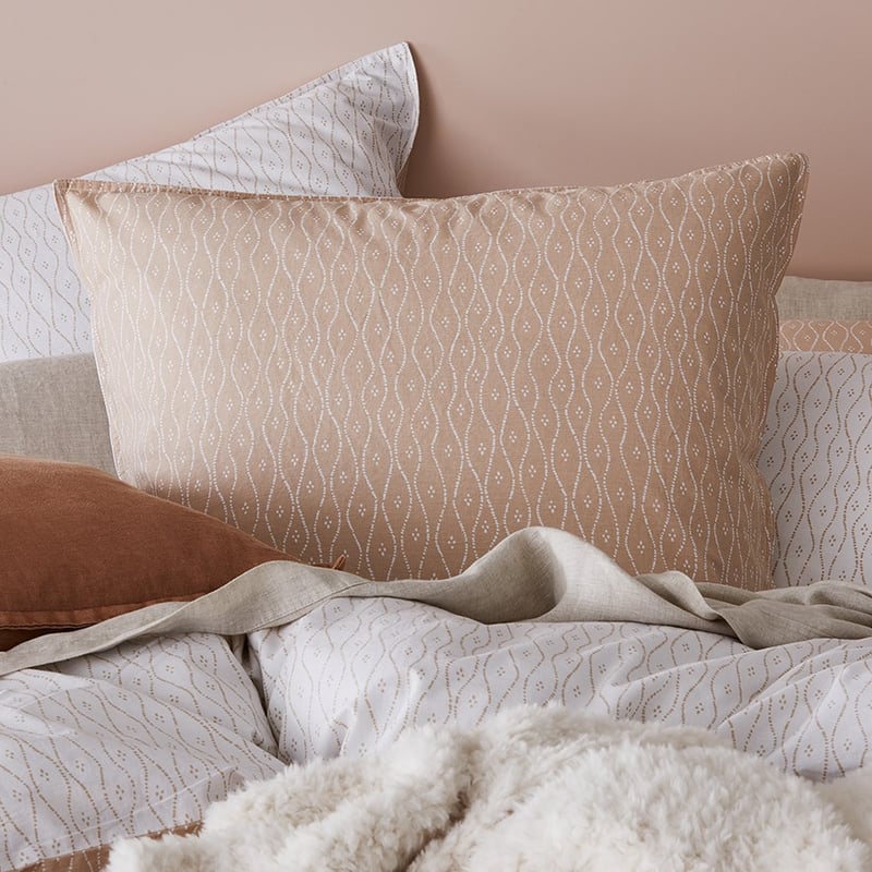 Stonewashed Cotton Printed Nude Wave Quilt Cover