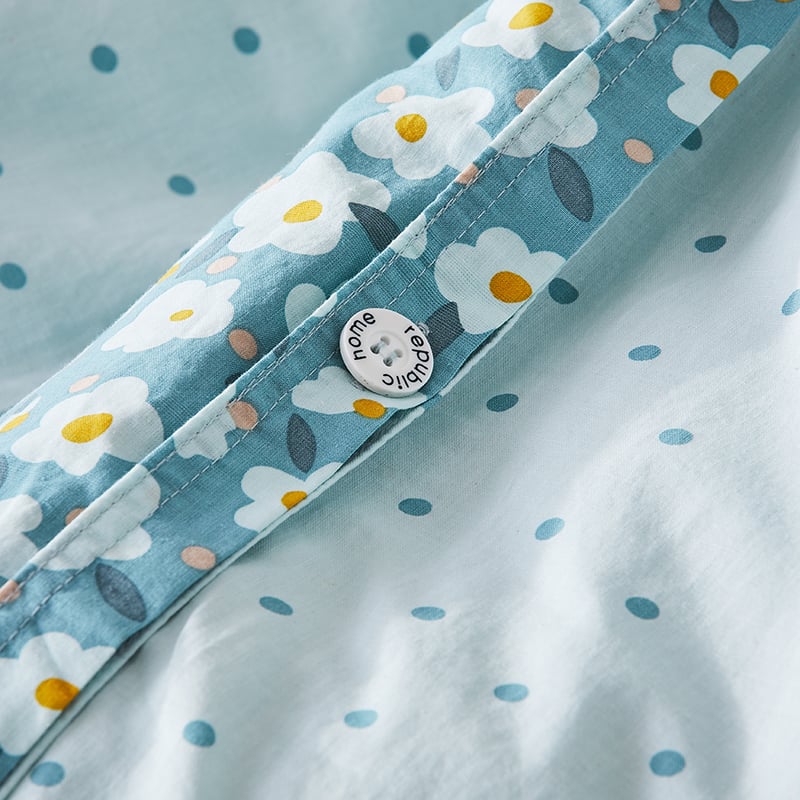 Stonewashed Printed Cotton Sage Daisy Quilt Cover