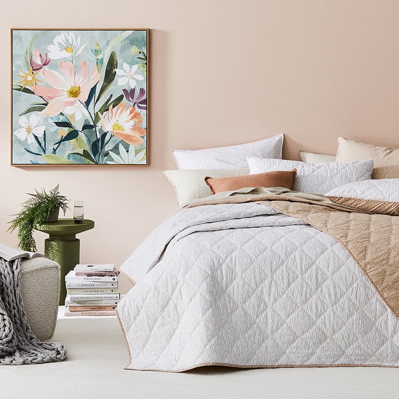 Stonewashed Cotton Printed Nude Wave Quilted Coverlet