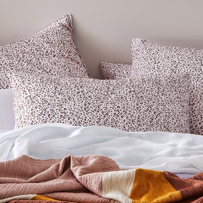 Stonewashed Cotton Printed Pink Cheetah Quilted Coverlet