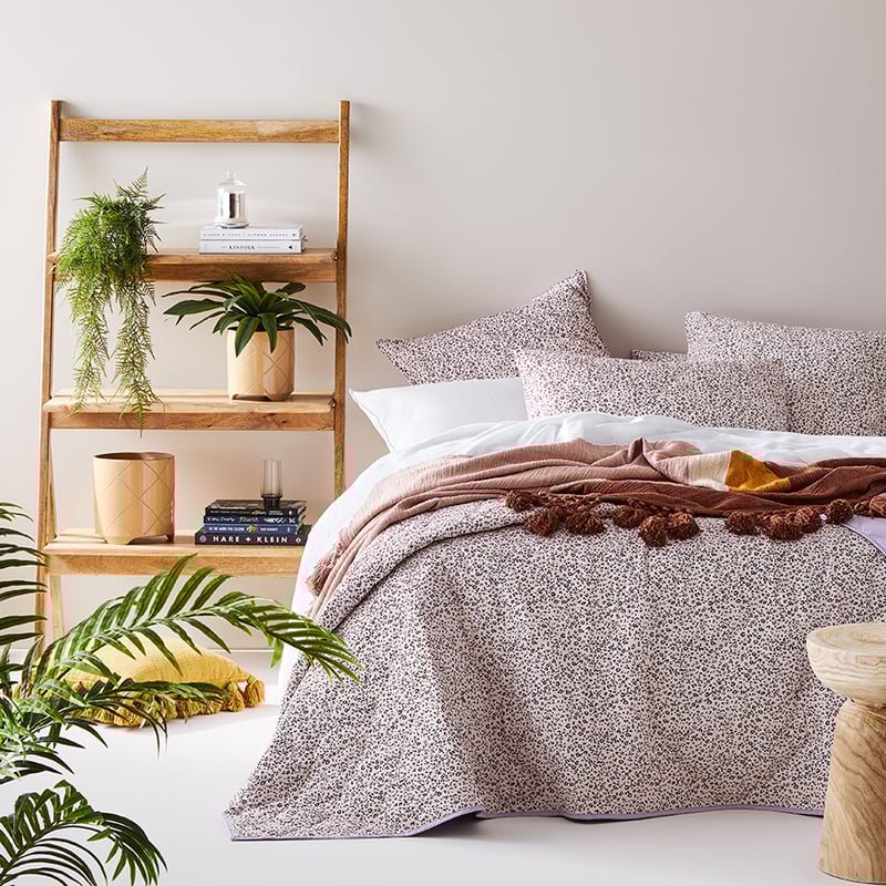 Stonewashed Cotton Printed Pink Cheetah Quilted Coverlet