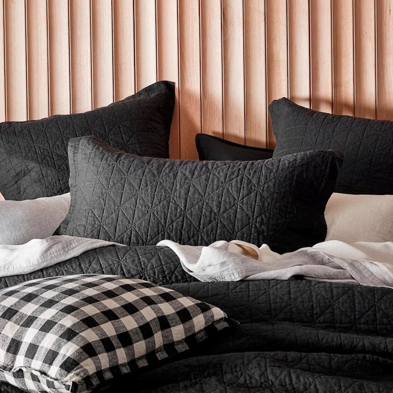 Vintage Washed Linen Onyx Quilted Quilt Cover Separates