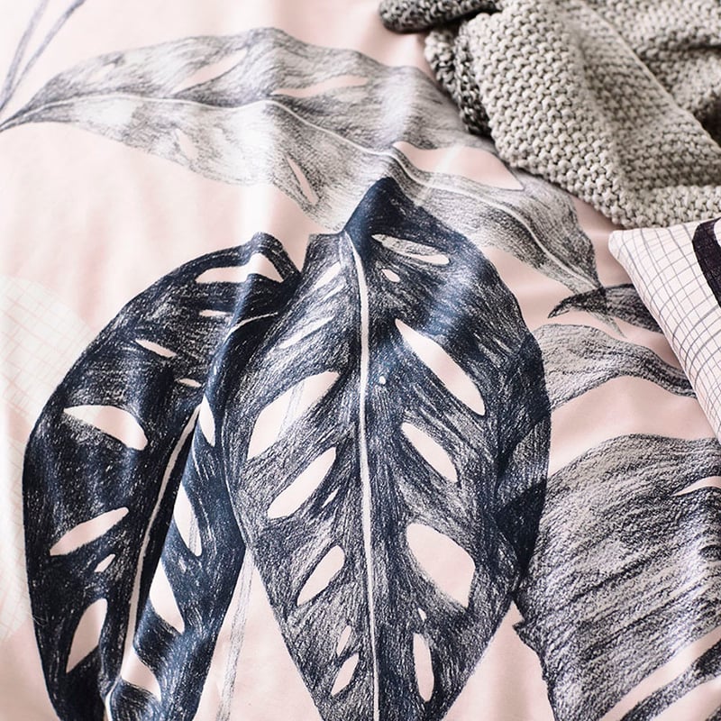 Monstera Bedlinen Single Pink Quilt Cover Set