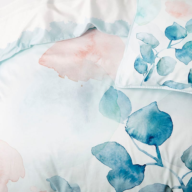 Wild Flora Bedlinen Double Silver Quilt Cover Set