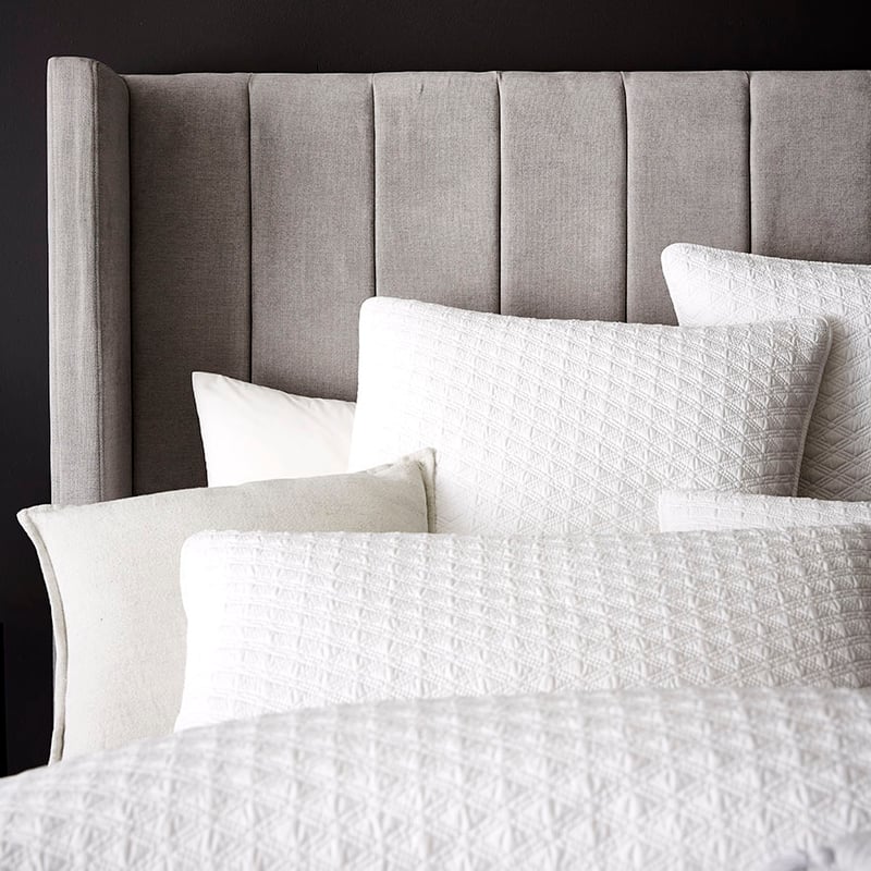 Prague Quilt Cover White