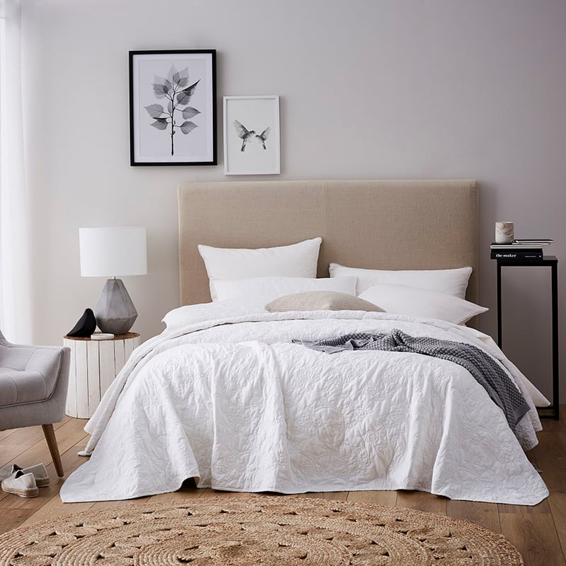 Maison Toulouse Bedlinen Queen-King White Coverlet