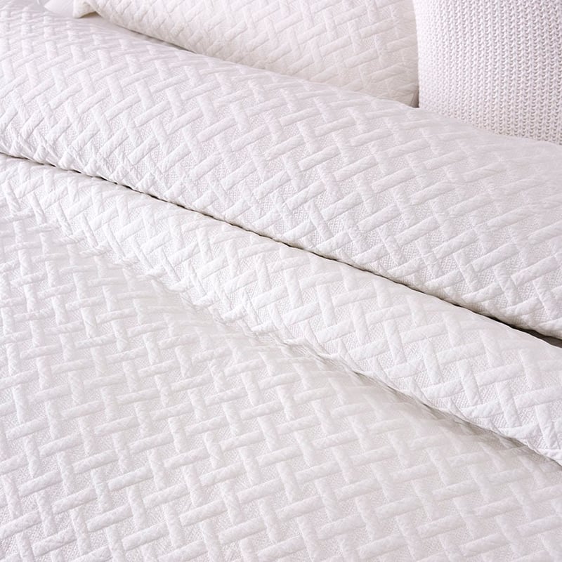 Thompson Quilt Cover White