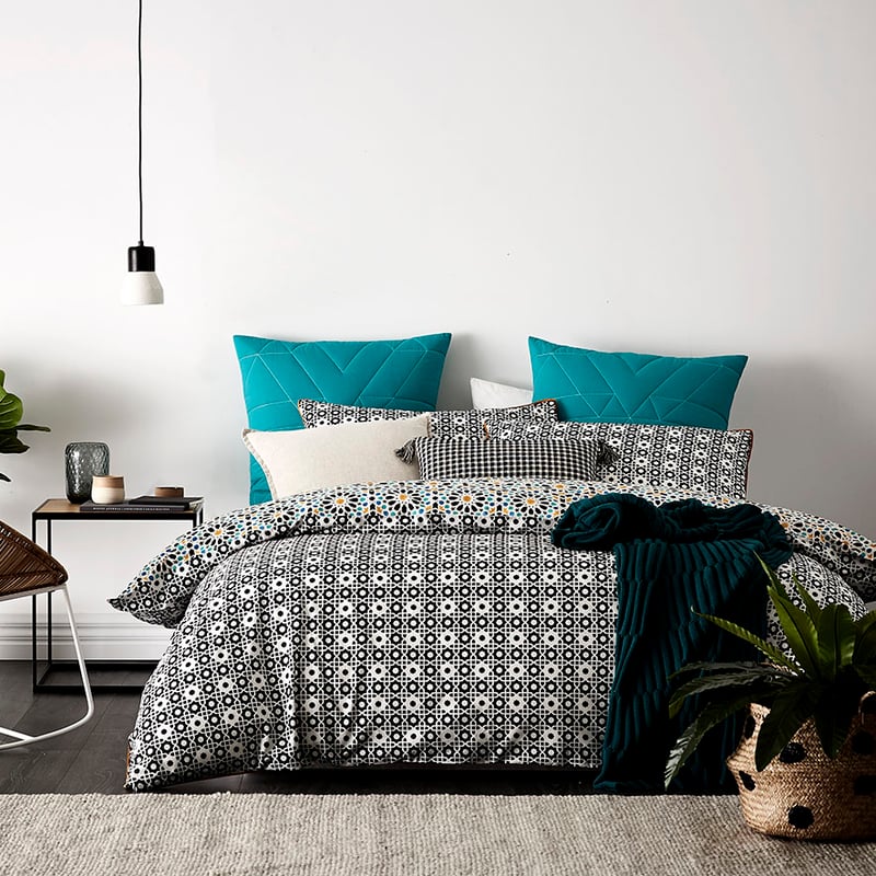 Tariva Rose Quilt Cover Set