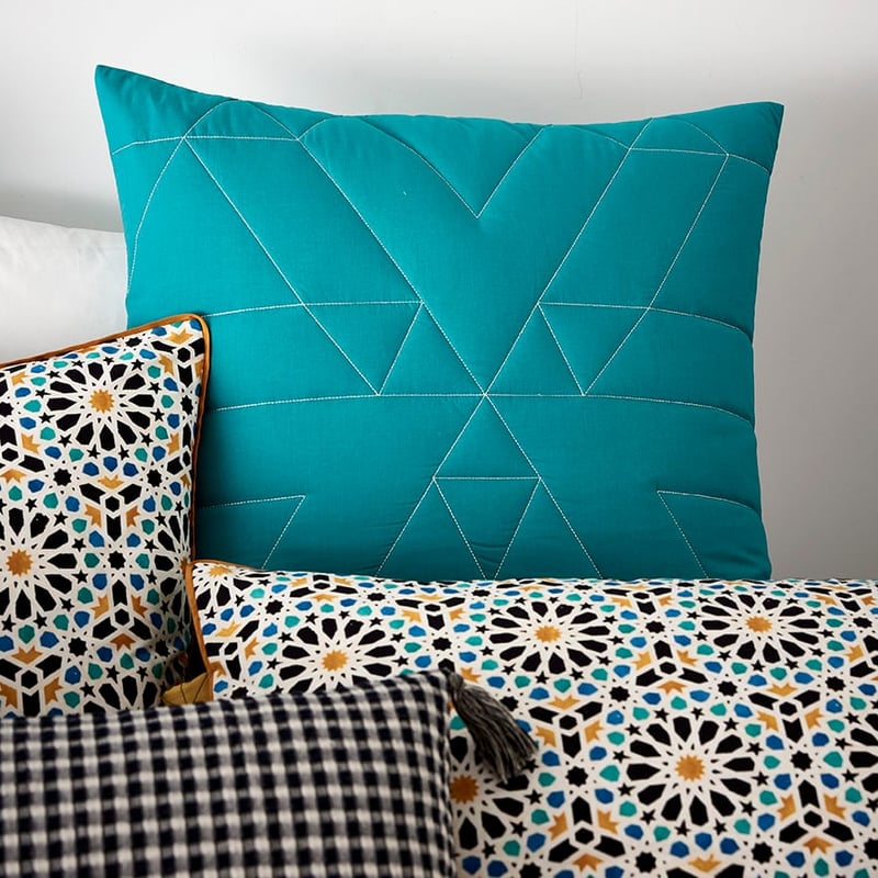 Tariva Rose Quilt Cover Set