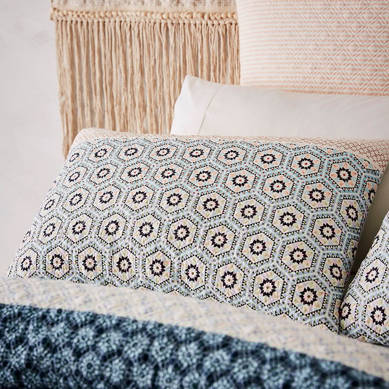 Safi Quilted Pink and Blue Quilt Cover