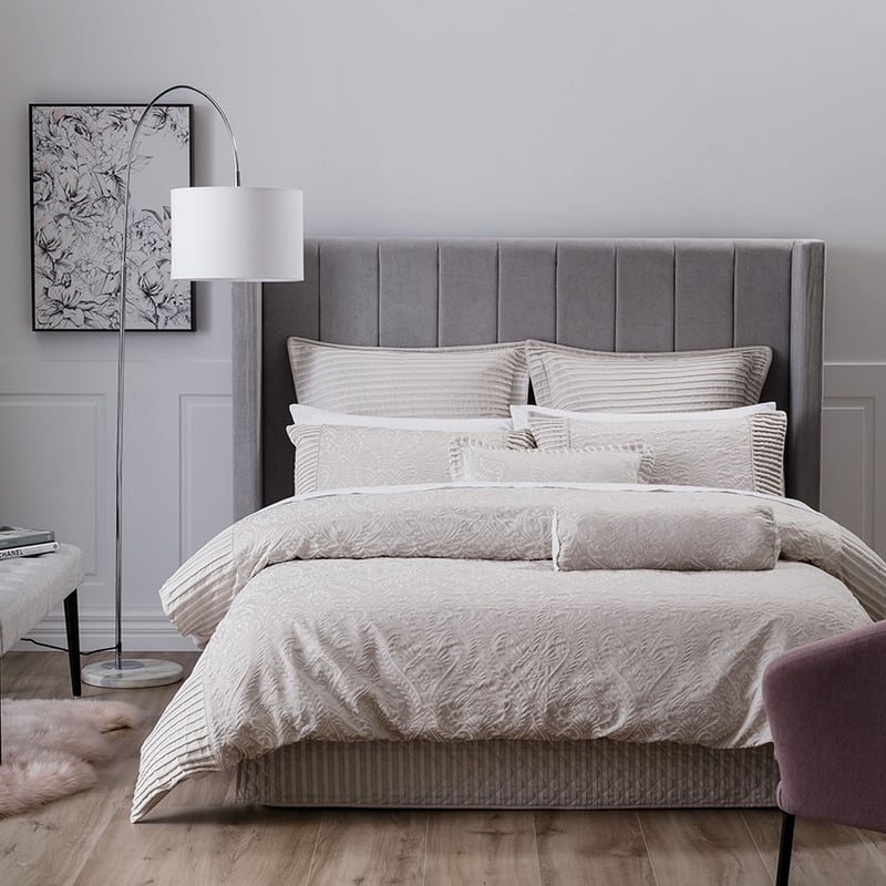 Windsor Jacquard Quilt Cover 