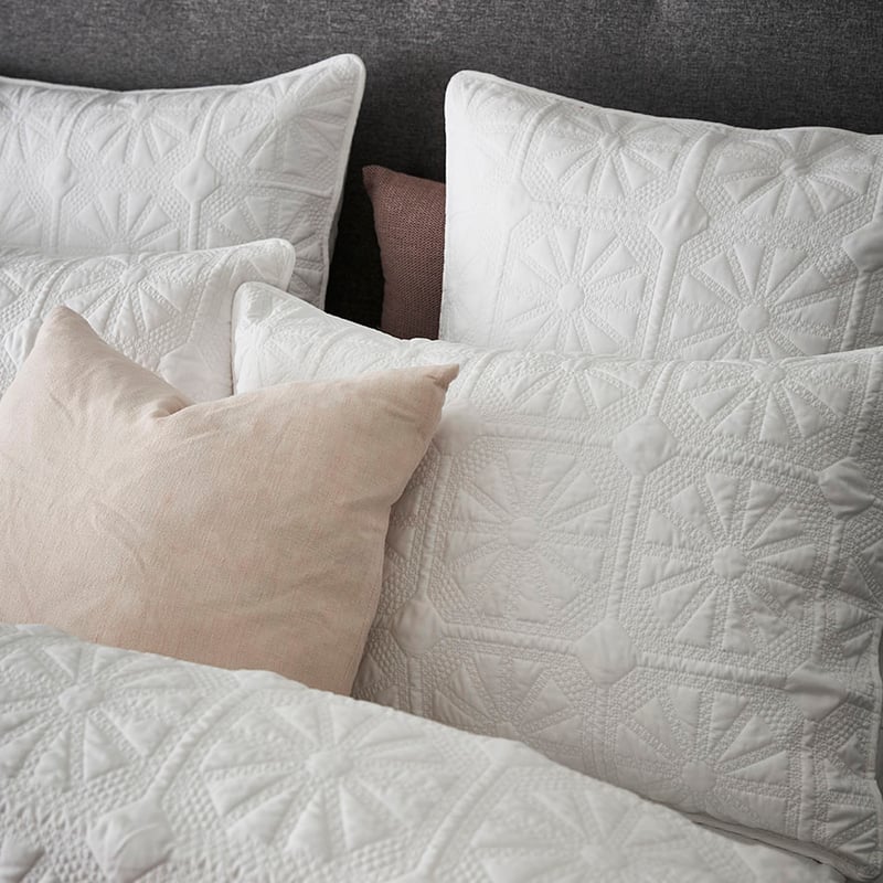 Meadow Quilted White Quilt Cover