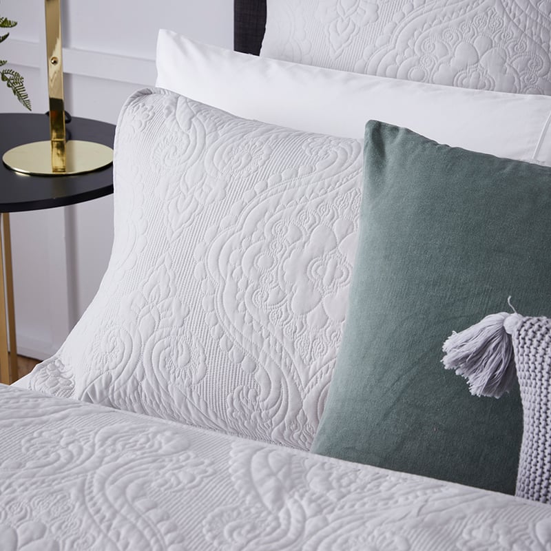 Abigail Quilted Quilt Cover Glacier